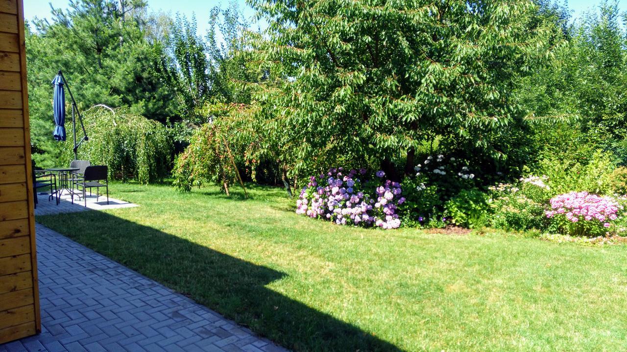 Apartman Pod Lipou - Samostatny Objekt Jaroměř Exterior foto